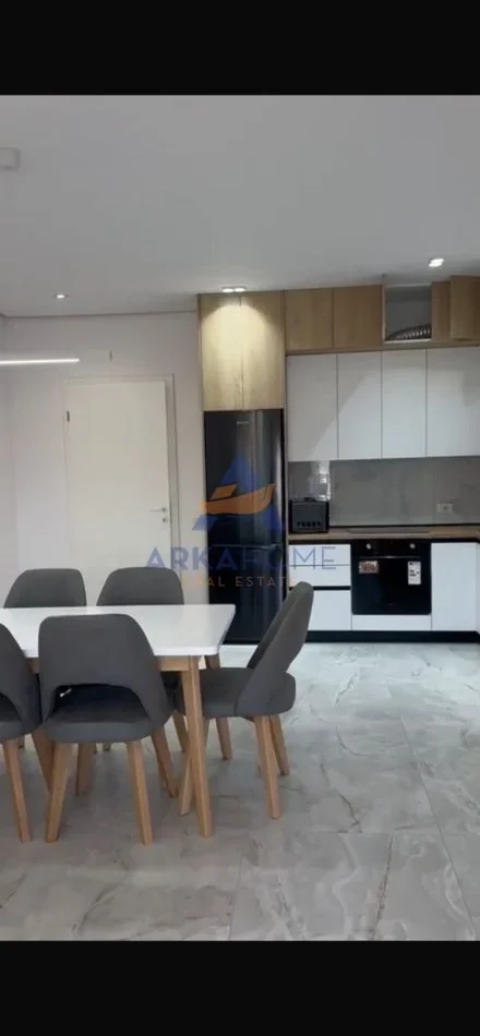 Tirane, jepet me qera apartament Kati 2, 93 m² 1.000 € 