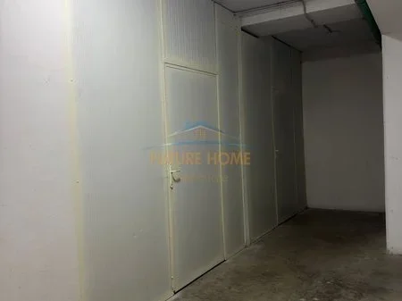 Tirane, shitet garazh | post parkimi Kati -2, 13 m² 50.000 € 