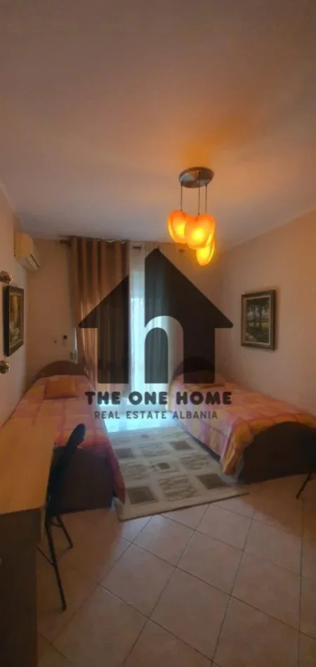 Tirane, jepet me qera apartament 2+1+Ballkon Kati 3, 100 m² 600 € (Ali Dem)