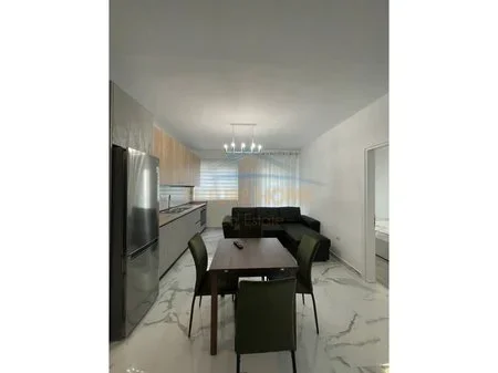 Tirane, jepet me qera apartament 2+1 Kati 4, 71 m² 600 € 