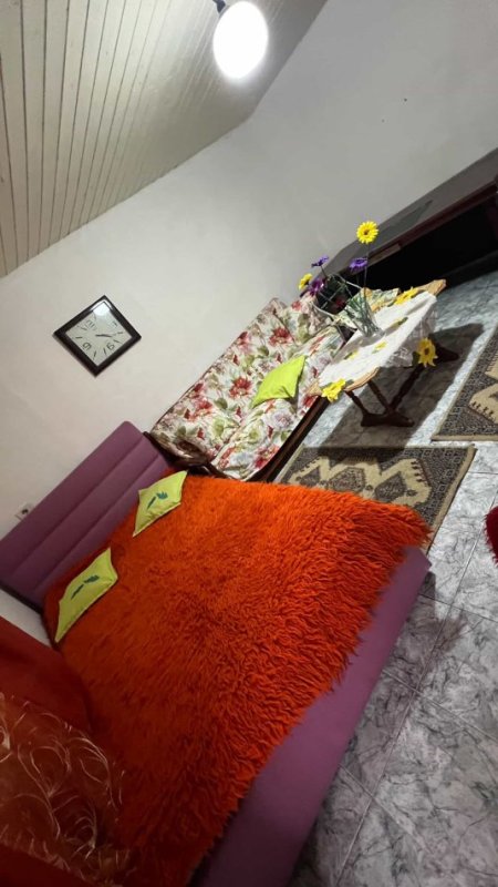 Tirane, jepet me qera shtepi 2+1+Aneks Kati 1, 87 m² 350 € 