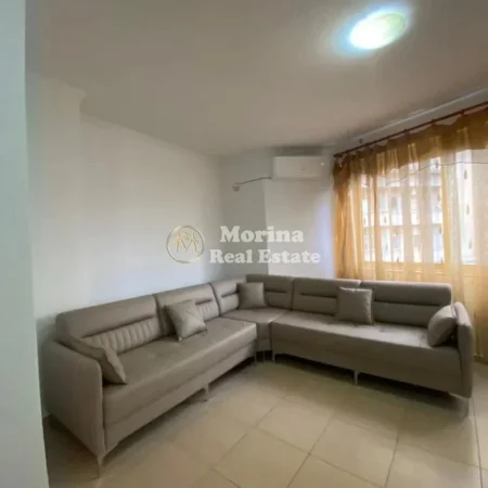 Tirane, jepet me qera apartament 2+1 Kati 3, 95 m² 650 € (Selvia)