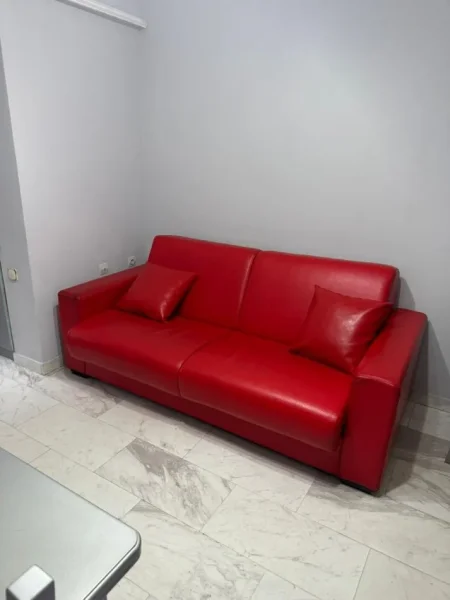 Tirane, shitet apartament 1+1 Kati 2, 59 m² (Rruga Stadiumi Dinamo)
