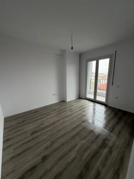 Shitet  apartament 1+1+Ballkon gati per banim Kati 4, 66 m² 88.000 € (Paskuqan)