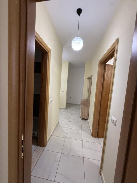 Jepet me qera apartament ne Astir prane Spar  1+1+Ballkon Kati 3, 82 m² 450 € (Astir)