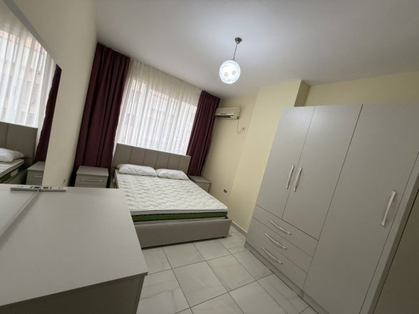 Jepet me qera apartament ne Astir prane Spar  1+1+Ballkon Kati 3, 82 m² 450 € (Astir)