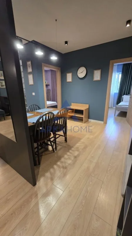 Tirane, jap me qera apartament 2+1+Ballkon Kati 1, 75 m² 1.700 € 
