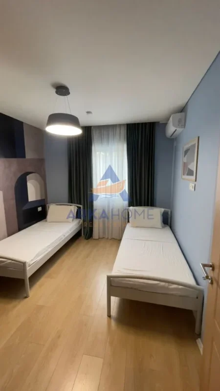 Tirane, jap me qera apartament 2+1+Ballkon Kati 1, 75 m² 1.700 € 