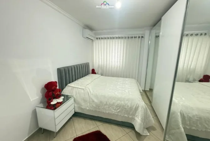 Tirane, jepet me qera apartament 2+1 Kati 7, 90 m² 720 € (Rruga Jordan Misja)