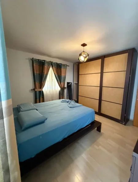 Tirane, shitet apartament 2+1 Kati 4, 91 m² 170.000 € (Irfan Tomini ,Ish Stacioni Fundit Tirana e Re)