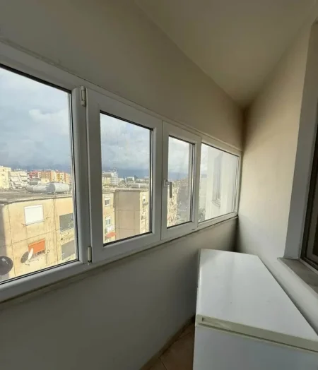 Tirane, shitet apartament 2+1 Kati 4, 91 m² 170.000 € (Irfan Tomini ,Ish Stacioni Fundit Tirana e Re)