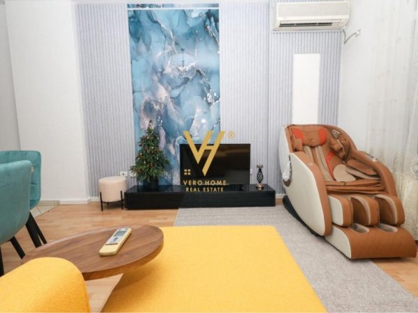 Tirane, jepet me qera apartament 2+1+Ballkon Kati 3, 97 m² 1.000 € (KOPSHTI BOTANIK)