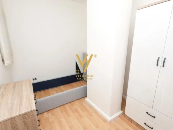 Tirane, jepet me qera apartament 2+1+Ballkon Kati 3, 97 m² 1.000 € (KOPSHTI BOTANIK)