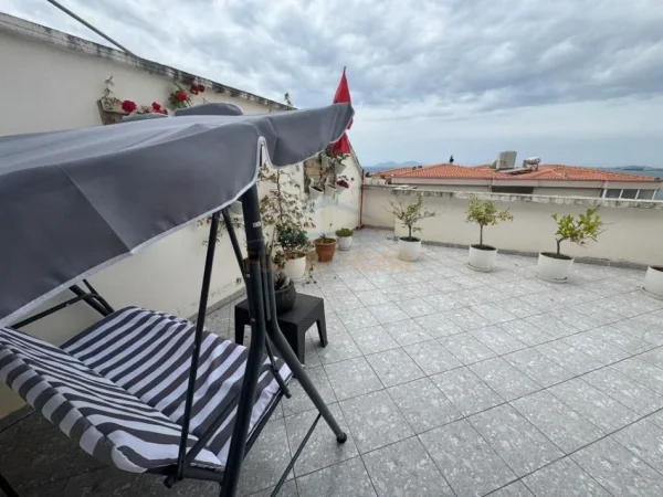 Tirane, shitet apartament 1+1+Ballkon Kati 8, 62 m² 250.000 € (Rr Petro Marko)