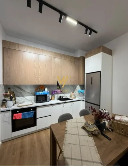 Tirane, shitet apartament 1+1+Ballkon Kati 7, 53 m² 105.000 € (ALI DEMI)