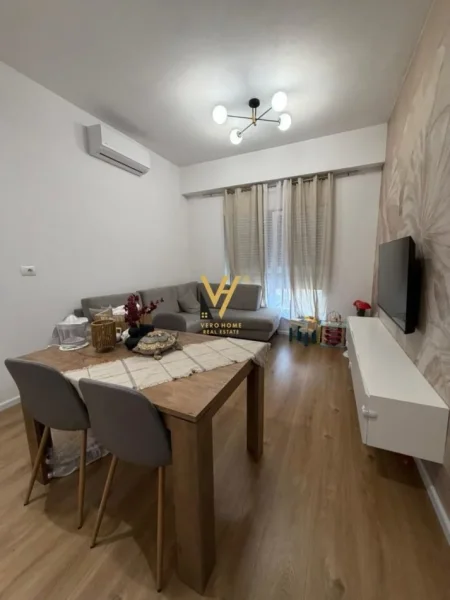Tirane, shitet apartament 1+1+Ballkon Kati 7, 53 m² 105.000 € (ALI DEMI)