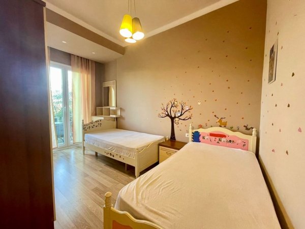 Tirane, shitet apartament 1+1 Kati 1, 68 m² 150.000 € (Kodra e Diellit)