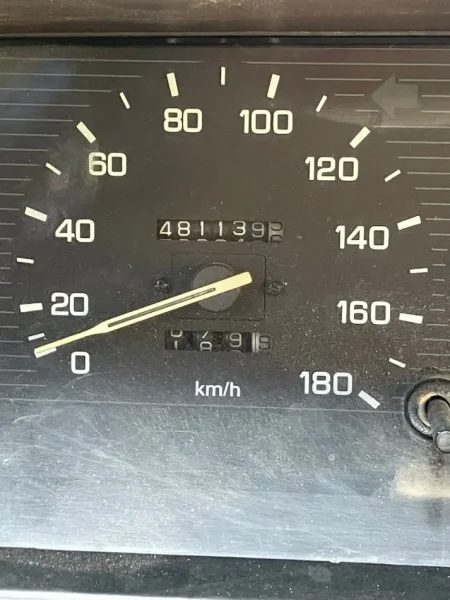 Korce, shes Pick-Up Mitsubishi L200 Nafte, e bardhë manuale