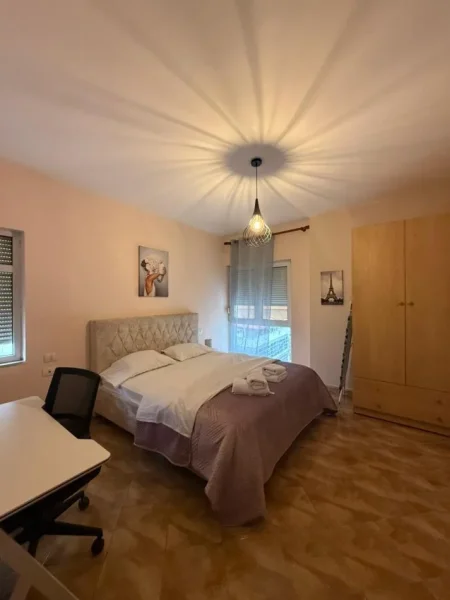 Tirane, jepet me qera apartament 1+1 Kati 5, 70 m² 550 € (Don Bosko prane Er Petrol)