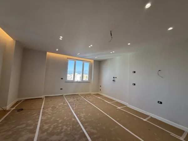 Mundesi ideale Investimi ✅Shiten 2 apartamente 1+1 te Ish Ekspozita Kati 10, 143 m² 400.000 € (Bulevardi gjergj fishta)