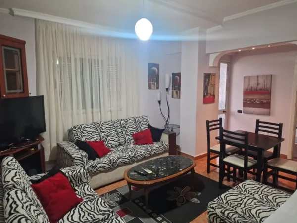 Tirane, jepet me qera apartament 2+1 Kati 11, 80 m² 500 € (Rruga Dritan Hoxha Laprake)