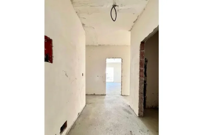 Tirane, shitet apartament 3+1+Ballkon Kati 6, 143 m² 429.600 € (Komuna Parisit)