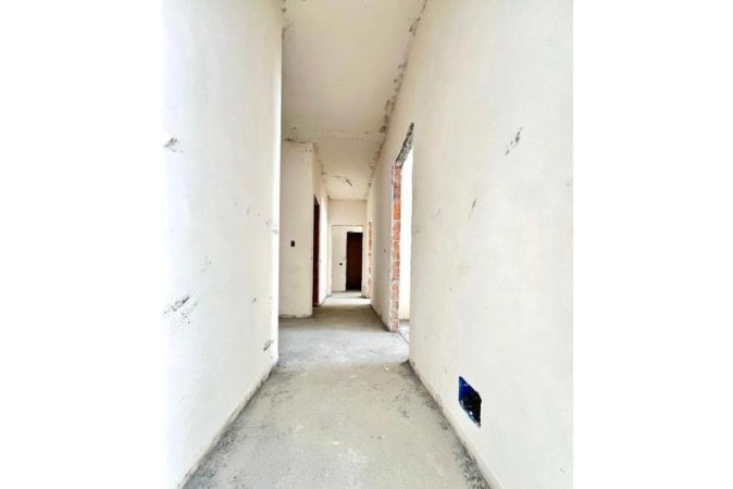 Tirane, shitet apartament 3+1+Ballkon Kati 6, 143 m² 429.600 € (Komuna Parisit)