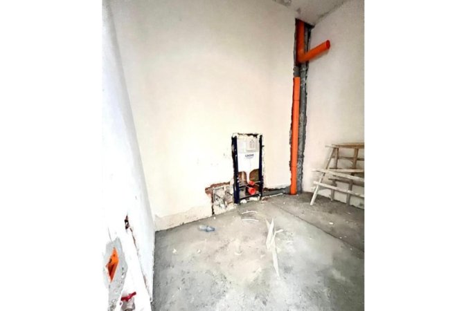 Tirane, shitet apartament 3+1+Ballkon Kati 6, 143 m² 429.600 € (Komuna Parisit)