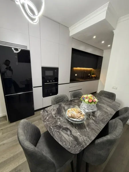 Tirane, shitet apartament 2+1 Kati 5, 97 m² 203.000 € (Don Bosko)