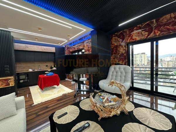 Tirane, jepet me qera apartament Kati 6, 120 m² 2.200 €