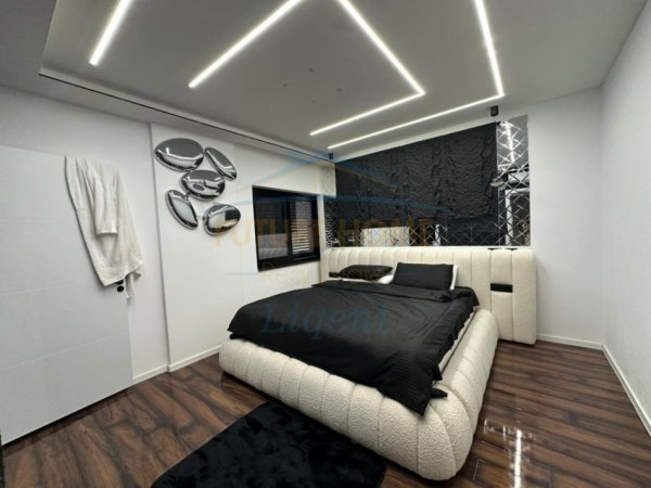 Tirane, jepet me qera apartament Kati 6, 120 m² 2.200 €