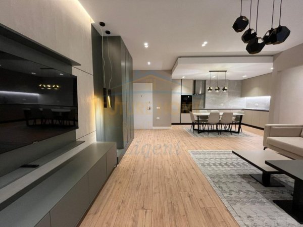 Tirane, jepet me qera apartament Kati 3, 107 m² 1.100 € 