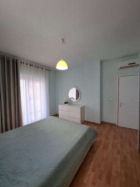 Tirane, jepet me qera apartament 2+1 Kati 3, 110 m² 850 € (KOPSHTI ZOOLOGJIK)