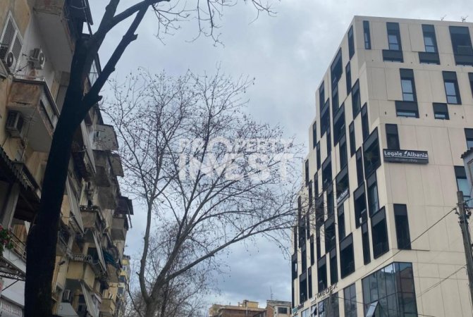 Tirane, shitet ambjent biznesi Kati 0, 60 m² 200.000 € (Myslym shyri)
