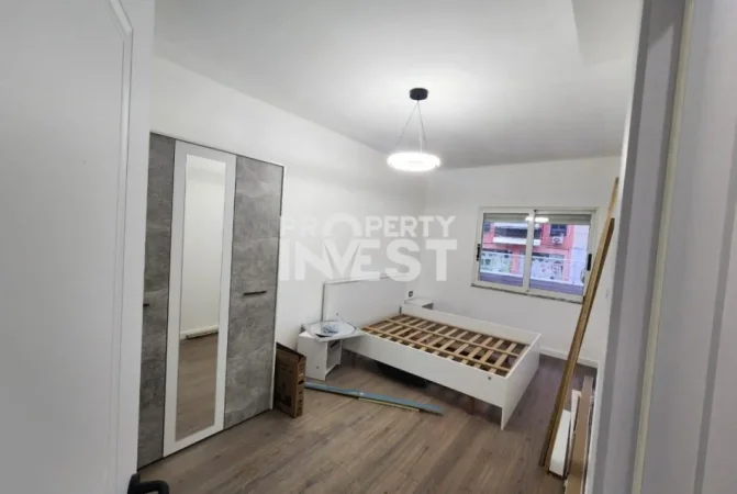 Tirane, shitet apartament 1+1 Kati 2, 59 m² 180.000 € (Komuna e Parisit)