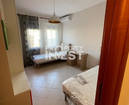Tirane, jepet me qera apartament 2+1 Kati 6, 100 m² 900 € (rruga e Kosovareve)