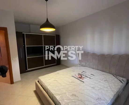 Tirane, jepet me qera apartament 2+1 Kati 6, 100 m² 900 € (rruga e Kosovareve)