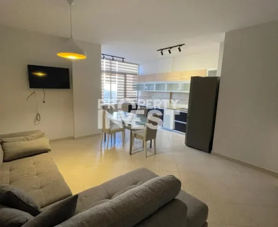 Tirane, jepet me qera apartament 2+1 Kati 6, 100 m² 900 € (rruga e Kosovareve)