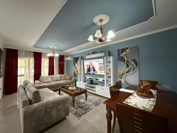 Tirane, shitet apartament 2+1+2 Kati 4, 129 m² 260.000 € (VASIL SHANTO , Rruga Sulejman Delvina)
