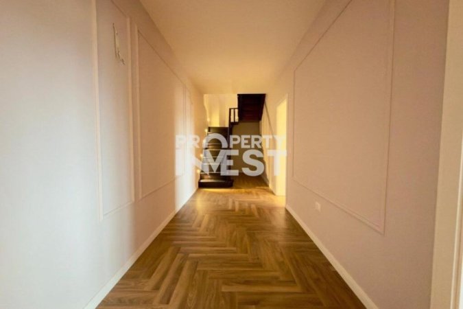 Tirane, shitet apartament duplex Dublex Kati 12, 215 m² 650.000 € (Shallvaret)