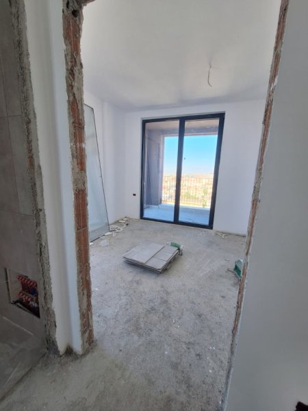 Tirane, shitet apartament 1+1+Ballkon , 76 m² 125.000 € (Bulevardi i Ri)