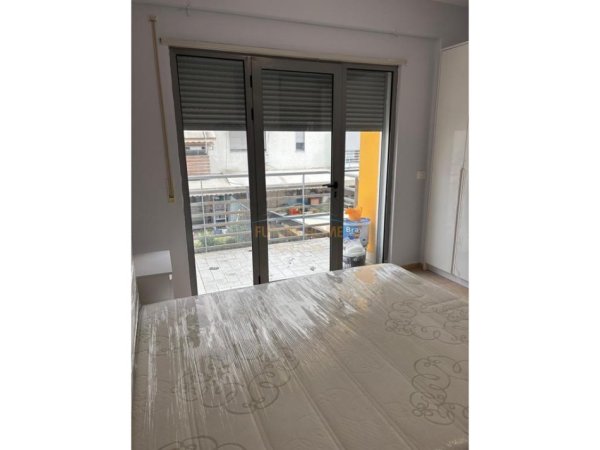 Tirane, jepet me qera apartament 1+1 Kati 2, 56 m² 550 € 