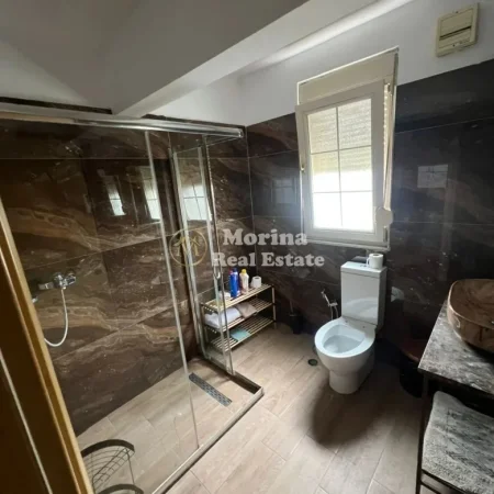 Tirane, jepet me qera apartament 3+1 Kati 6, 140 m² 600 € (21 Dhjetori)