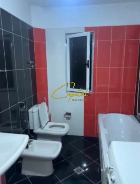 Tirane, jepet me qera apartament 2+1 Kati 4, 75 m² 550 € (RRUGA E KAVAJES)