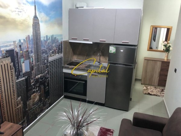 Tirane, jepet me qera garsonier 1+1 Kati 2, 50 m² 500 € (PAZARI I RI)
