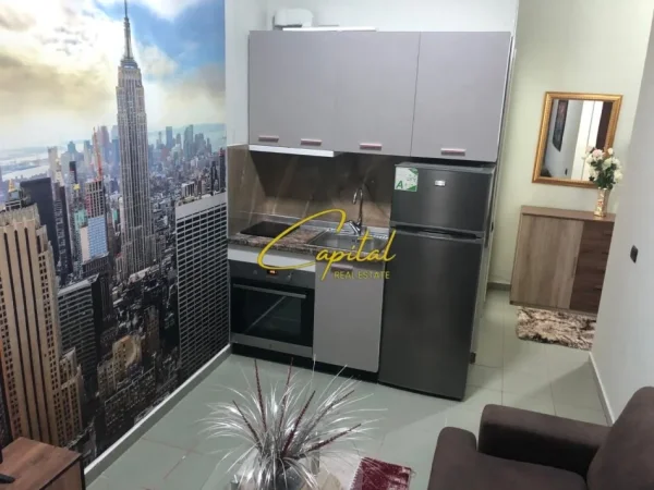 Tirane, jepet me qera garsonier 1+1 Kati 2, 50 m² 500 € (PAZARI I RI)