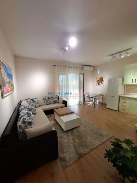 Tirane, jepet me qera apartament 2+1+Ballkon Kati 2, 113 m² 800 € (Kopeshti Zoolojik)