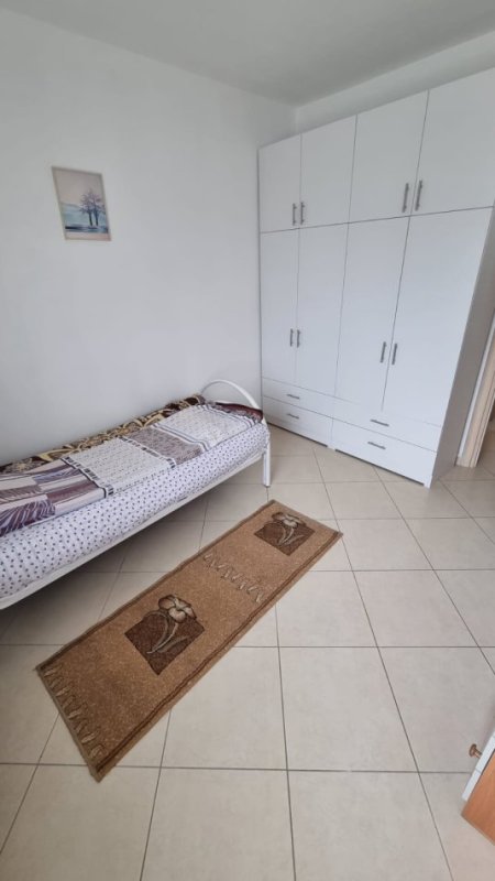 Jepet me Qira Apartament 2+1 ne Astir me Cmimin 400 mije leke/muaji,  400 €URO