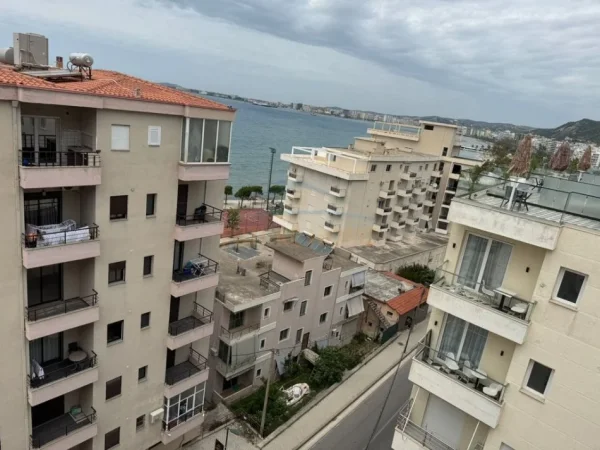 Vlore, shitet apartament 1+1 Kati 8, 62 m² 250.000 € (Rruga Petro Marko)