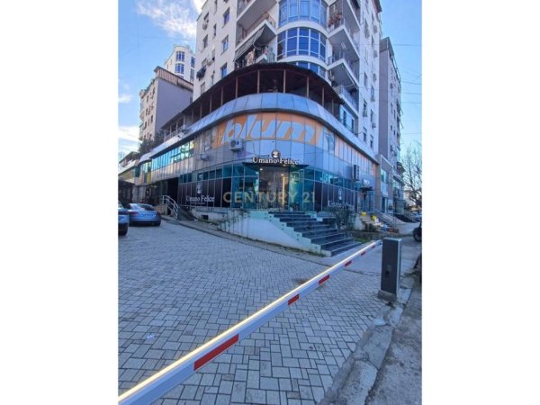 Tirane, shitet ambjent biznesi Kati 1, 222 m² 888.000 € 